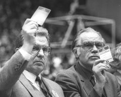 Tada, 1988 metais. Kai labai mylėjome Lietuvą Tada, 1988 metais. Kai labai mylėjome Lietuvą