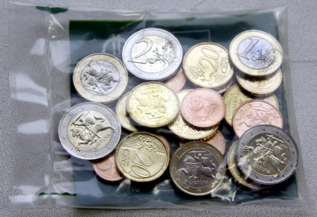 Lietuviškos euro monetos tapo paklausios dar jų neįvedus Lietuviškos euro monetos tapo paklausios dar jų neįvedus