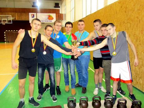 Kolegijos studentai svarsčius kilnojo geriausiai Kolegijos studentai svarsčius kilnojo geriausiai