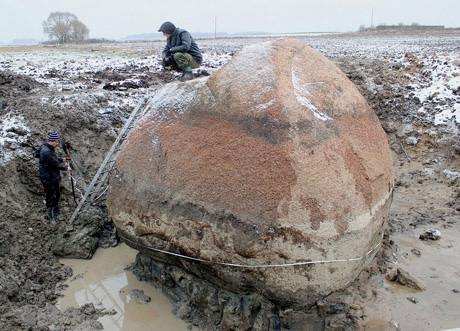 Veršių kaimo riedulys rekordo nepasiekė Veršių kaimo riedulys rekordo nepasiekė