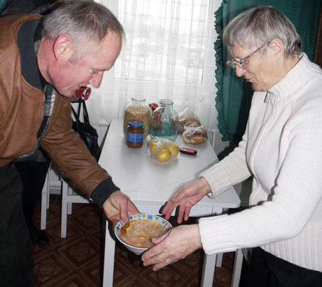 Sriubos lėkštė – vienišam žmogui Sriubos lėkštė – vienišam žmogui