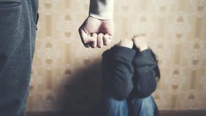 domestic-violence-home218381-662