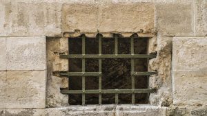 lattice-hole-window-old-town92089-224